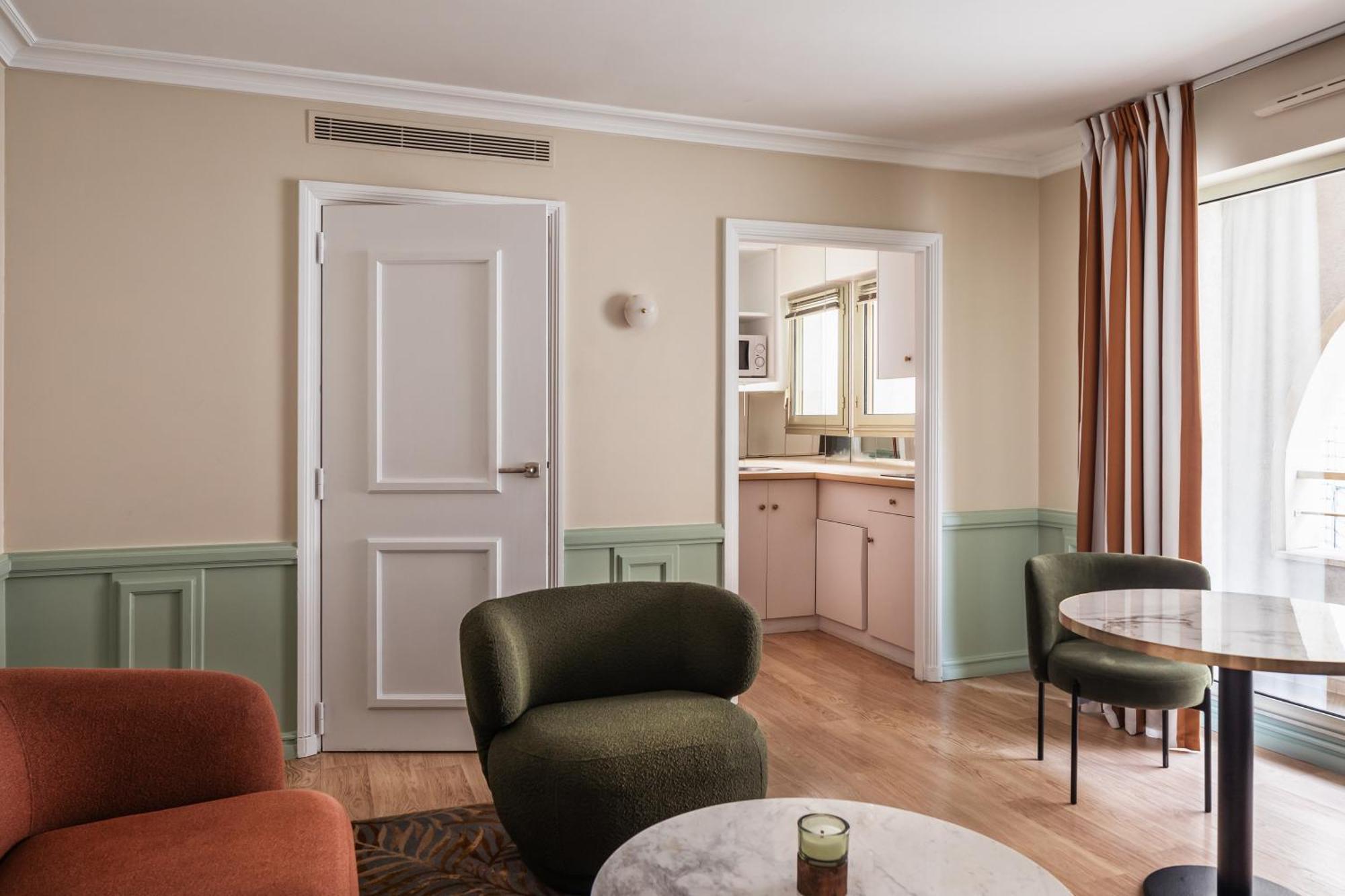 فندق باريسفي  رويال جاردن تشامبس إليسيس المظهر الخارجي الصورة